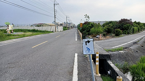 糖鐵自行車道路口