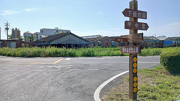 紅厝里岔路