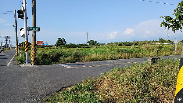 酪農街口